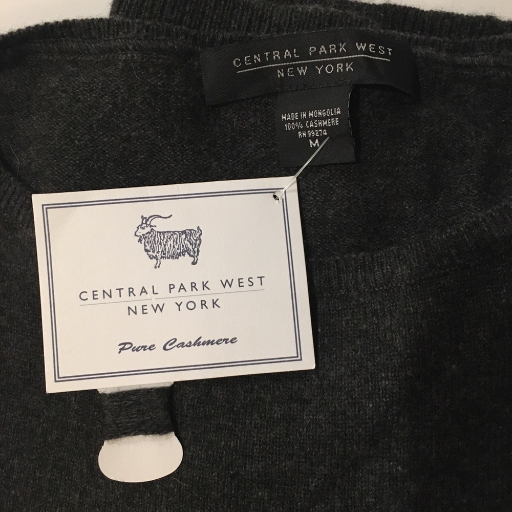 Cashmere 3/4inch slv sweater dark grey. Size M NWT